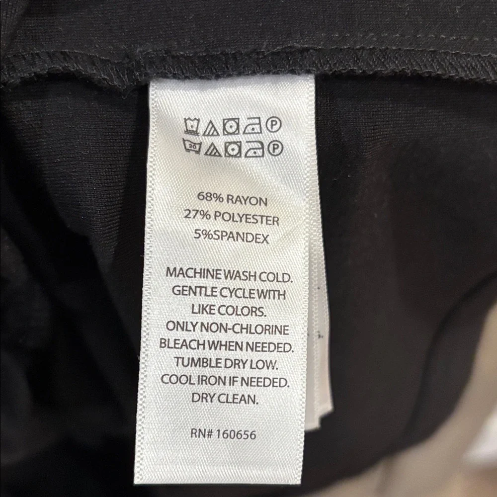 NWOT Jason Wu Black Garment with Chain Detail - Picture 3 of 5